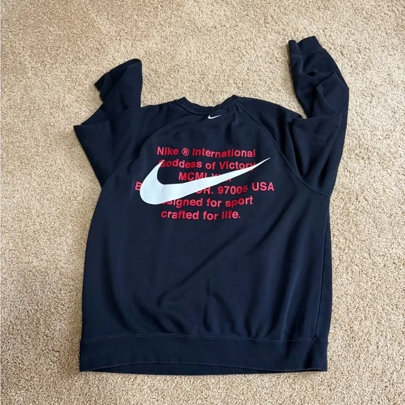 Nike Crewneck Sweatshirt - Picture 2 of 5